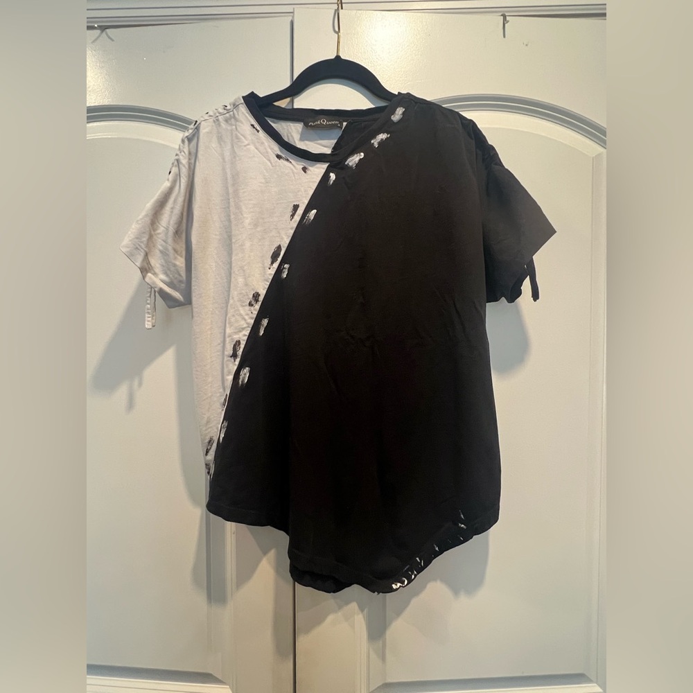 Black and White Short Sleeve Tee